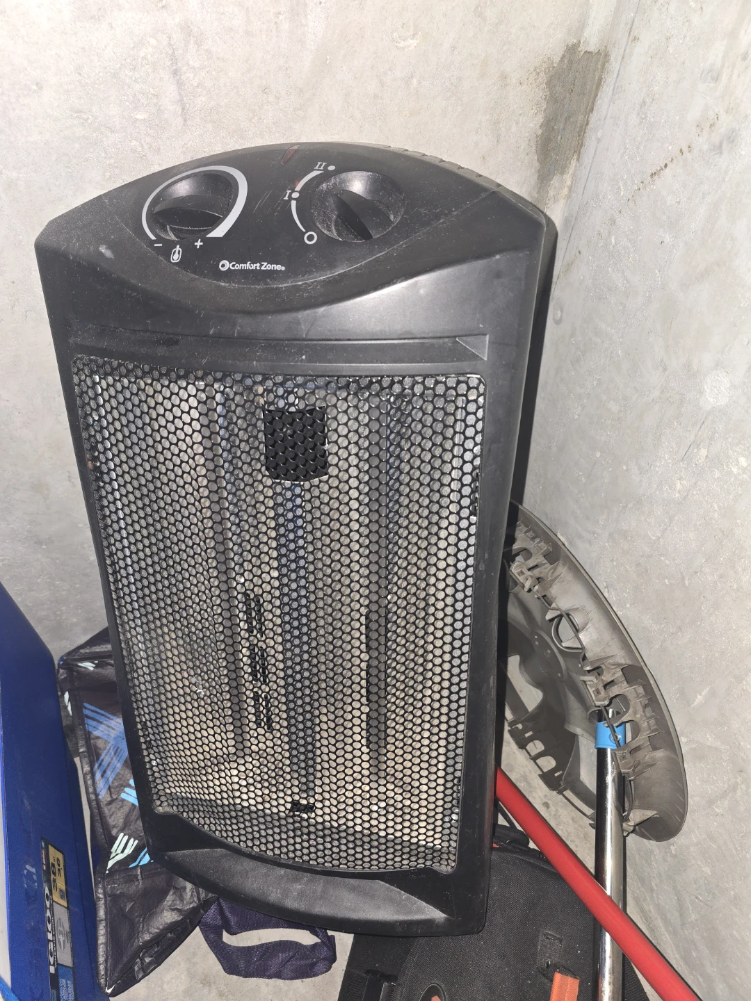 Comfort Zone Oscillating Space Heater