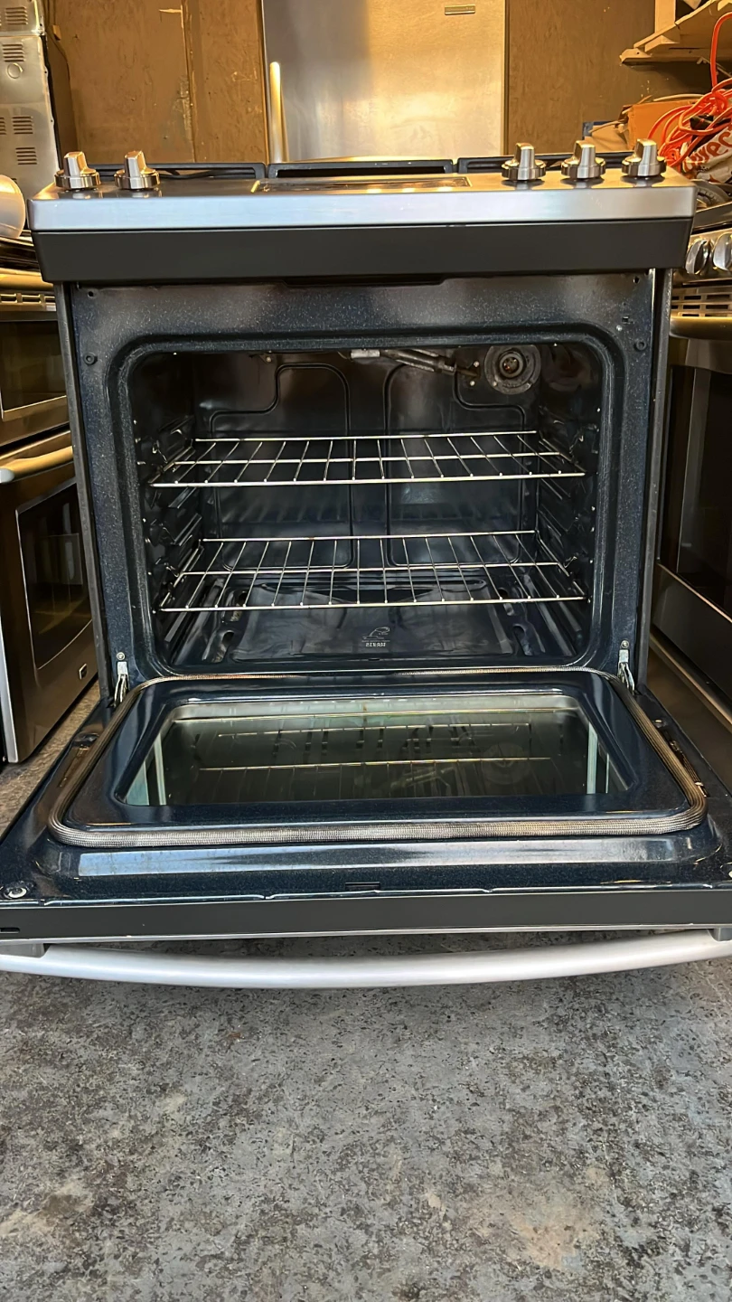 GE Stainless Steel Gas Range 30 inch - photo 3