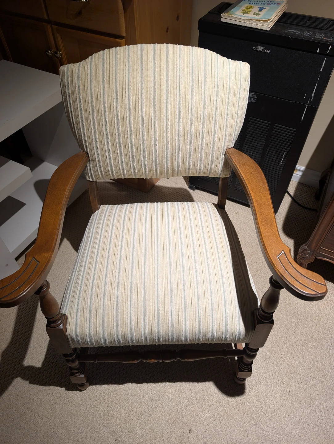 Vintage Armchair - Striped Fabric - photo 2