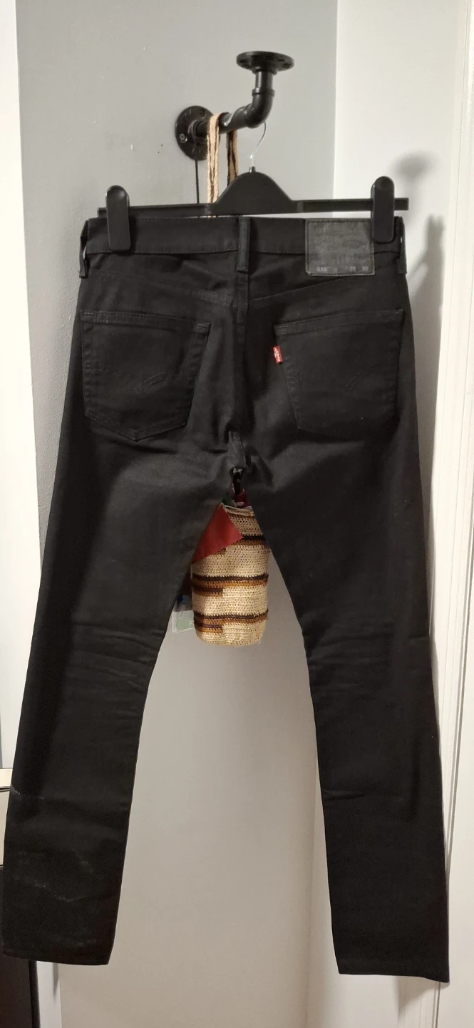 Levi's skinny black jeans 28x30 - photo 2