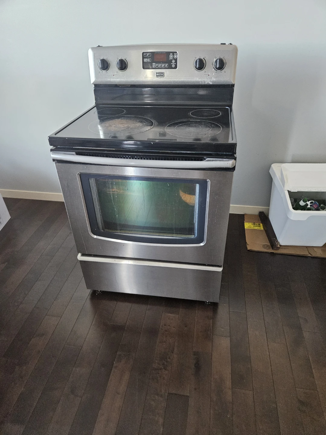 Maytag Electric Stove with Oven