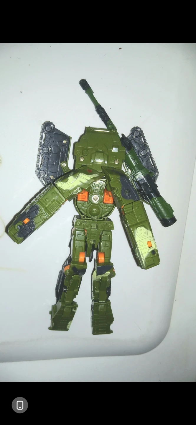 Green Tank Toy "❤️"
