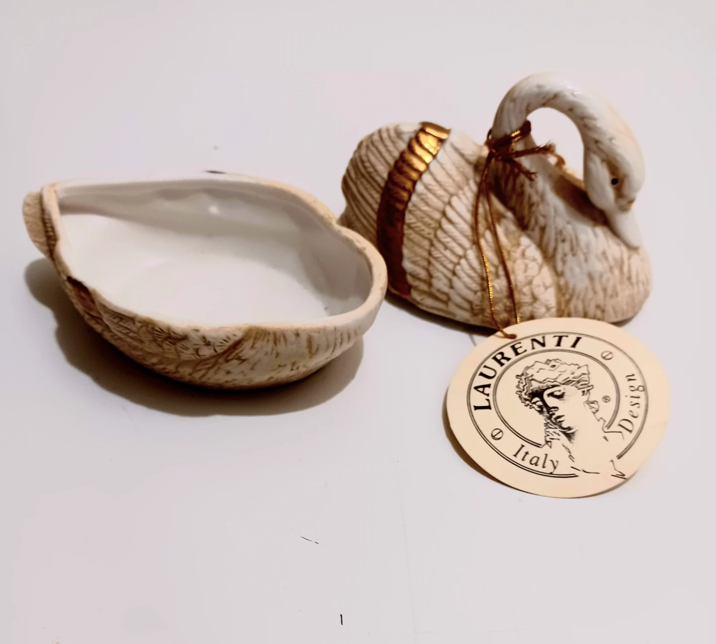 Italian Laurenti Hand Painted Swan Trinket Box - photo 3