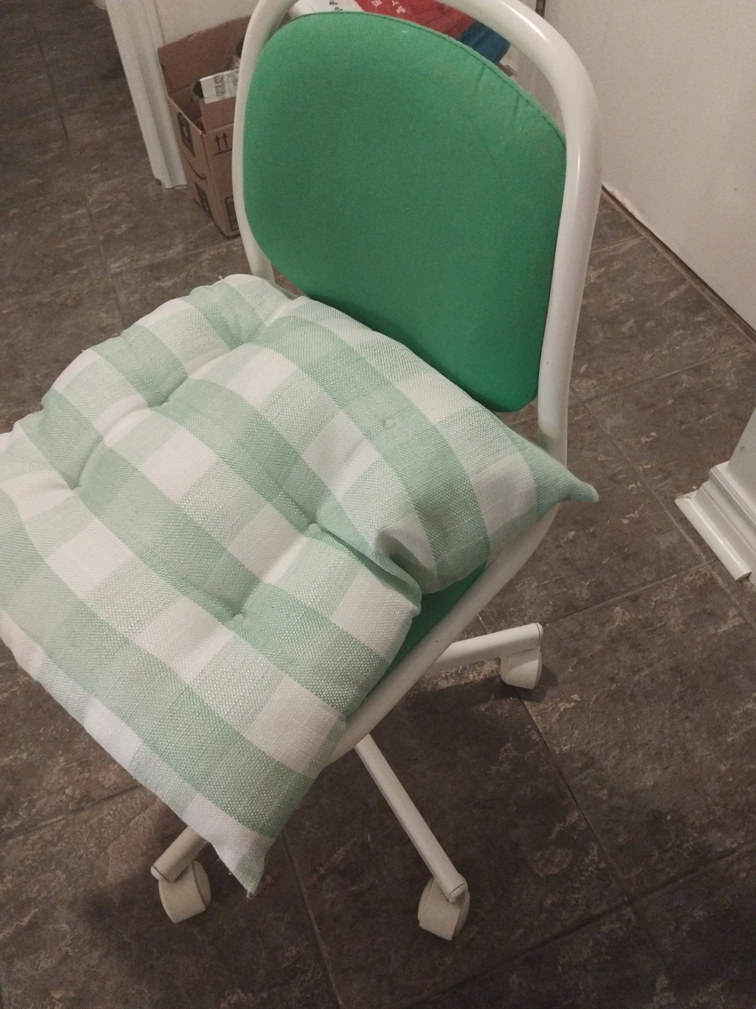 Green Office Chair - photo 3