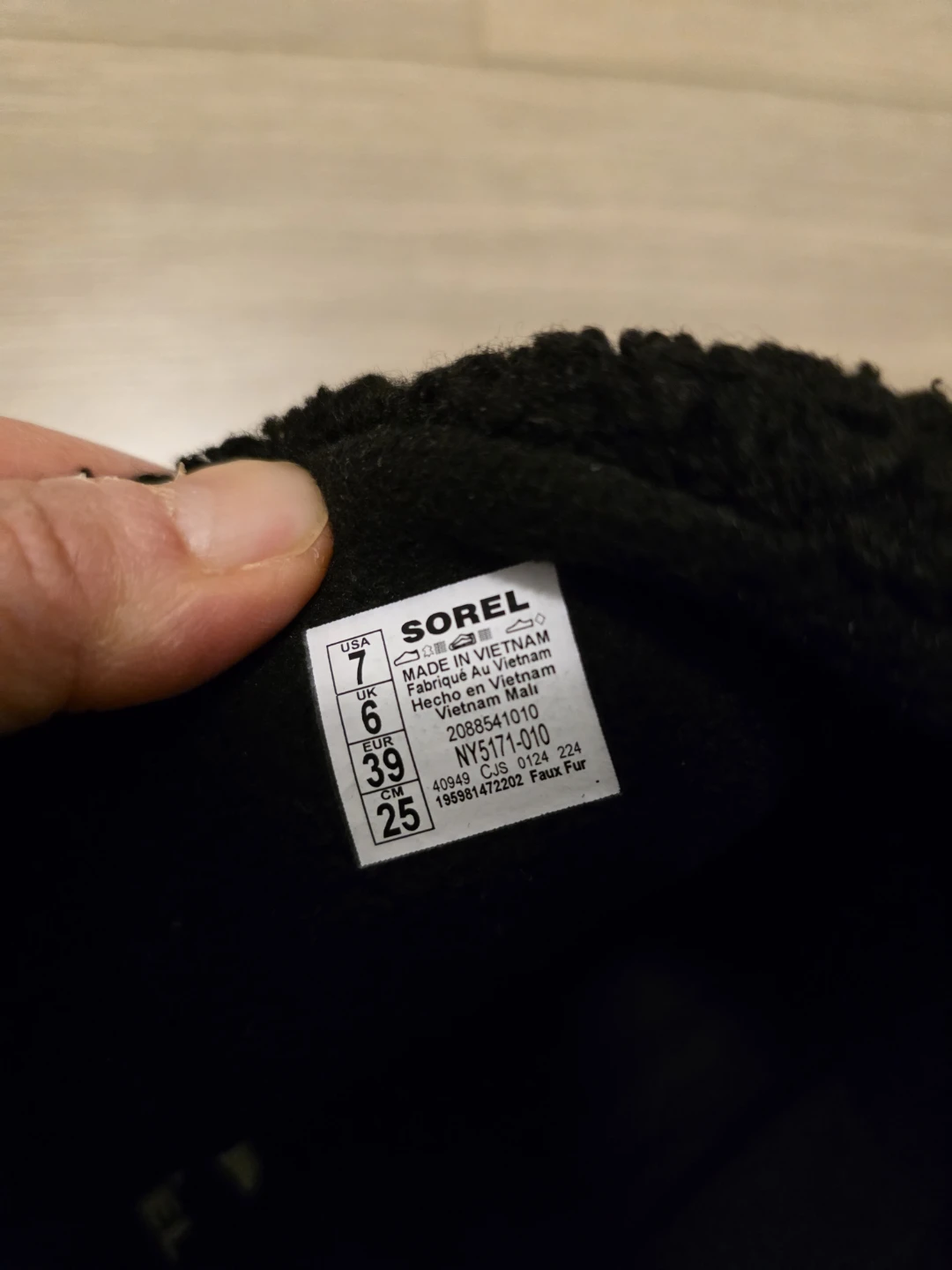 Sorel Black Suede Pink Sole Winter Boots - photo 5