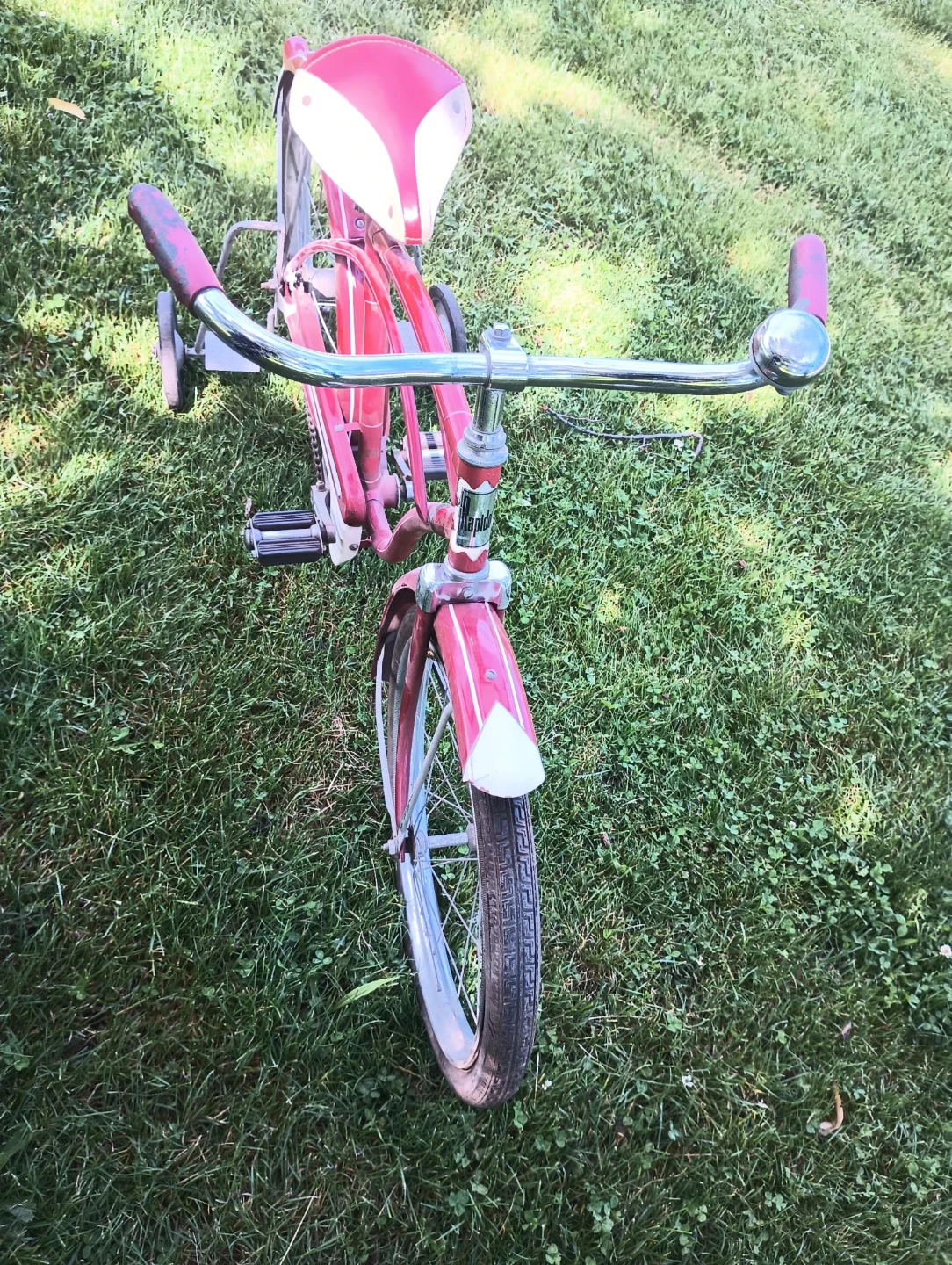 Vintage RAPIDO Red Children's Bicycle with Training Wheels - photo 5