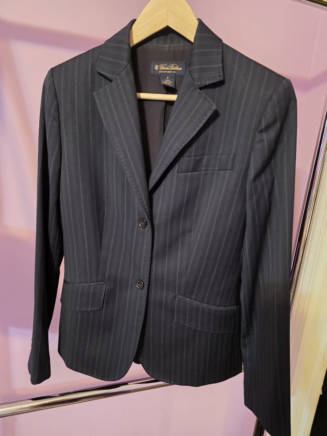Brooks Brothers Size 6 Wool Silk Pinstripe Blazer
