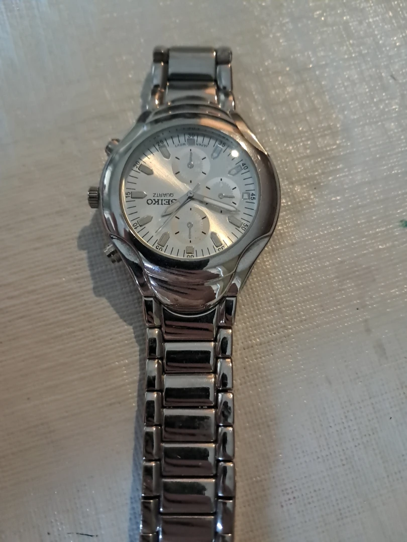 Seiko Chronograph Quartz 7T92-0BL0 Watch. - photo 2
