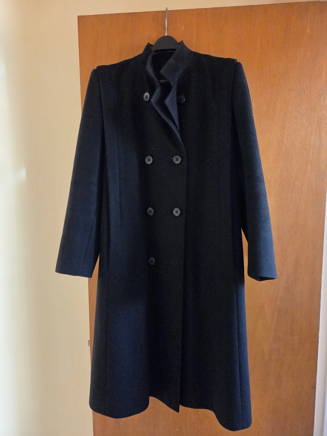 Black Singke-Breasted Wool Coat