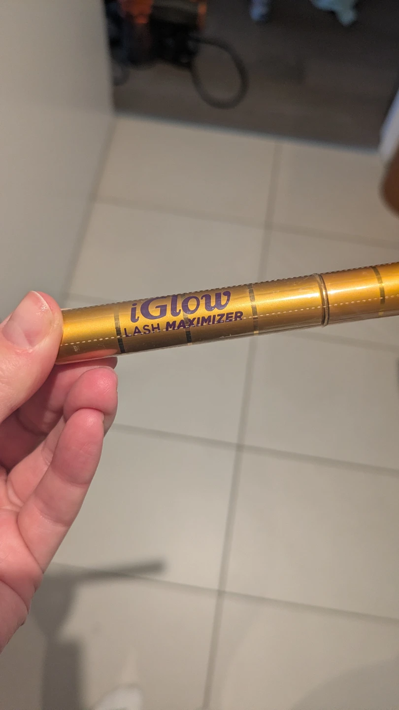 iGlow Lash Maximizer