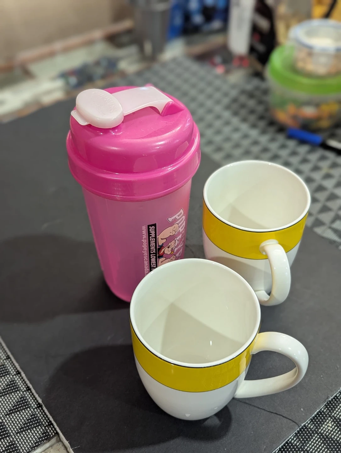 Misc. kitchen items - photo 2