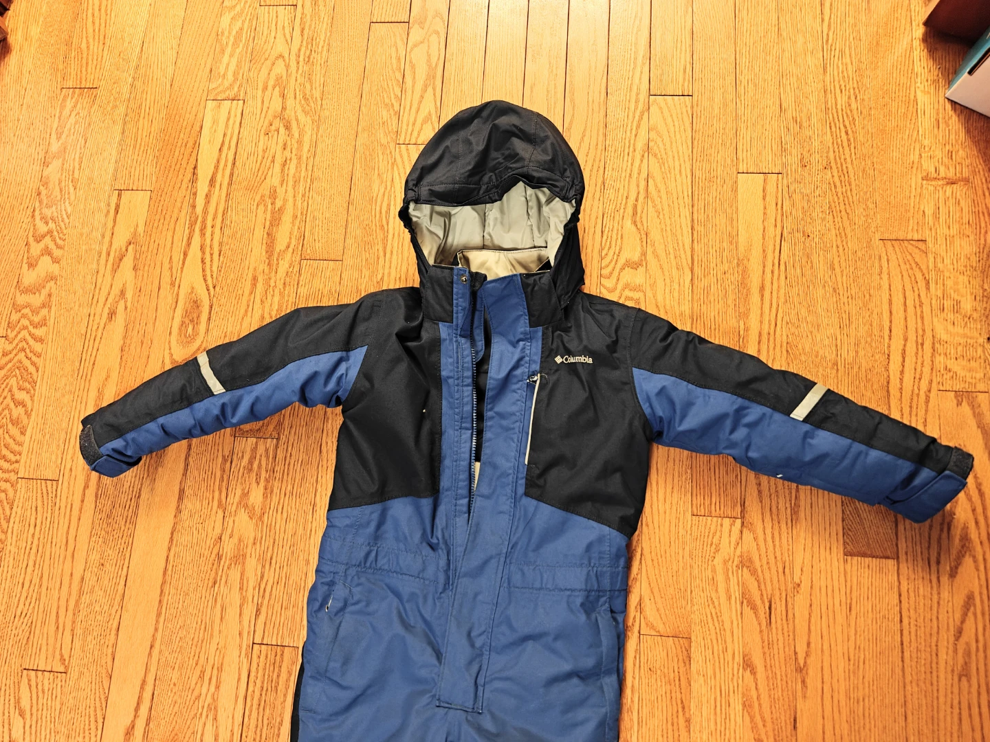 Kids Columbia Snowsuit 1 Piece Great Condition Size XS (6-7) - photo 4