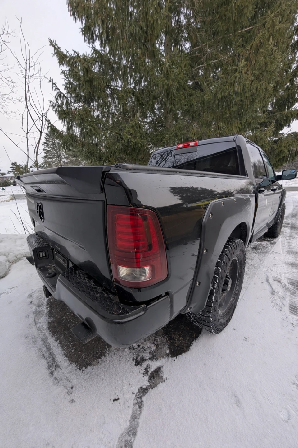 Black RAM 1500 Truck - photo 4