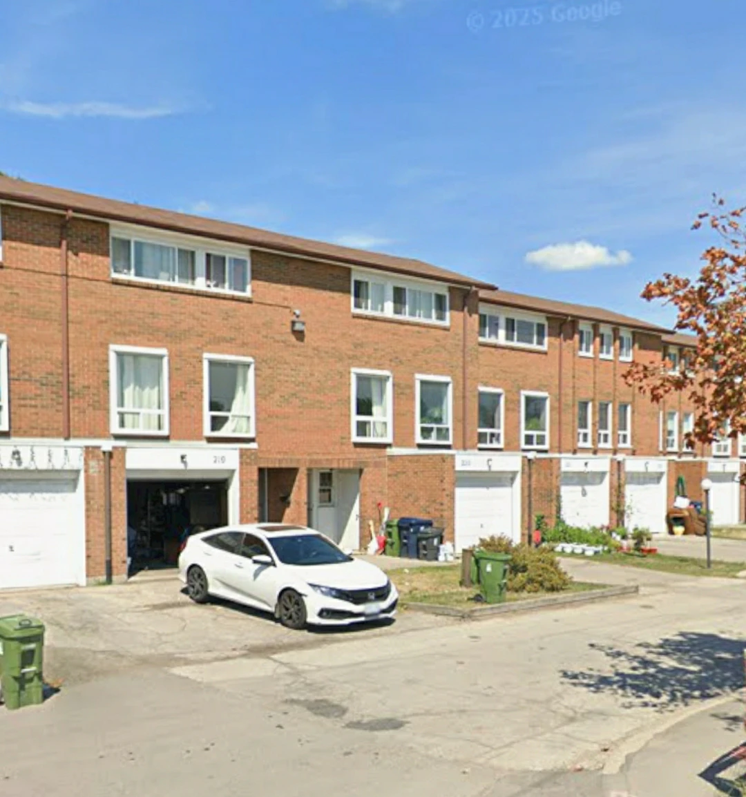 6444 Finch Av W Rental
