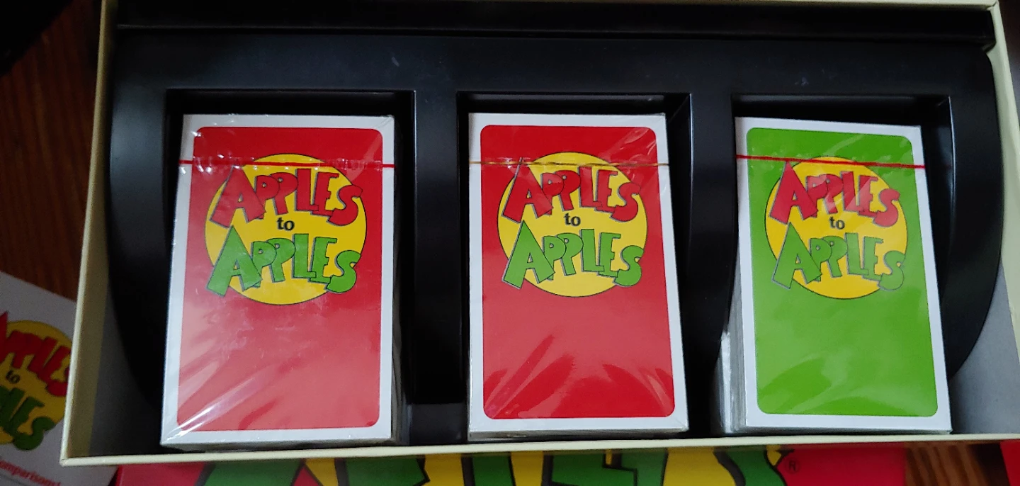 Apples to Apples Party Box , Expansion ONE🥕