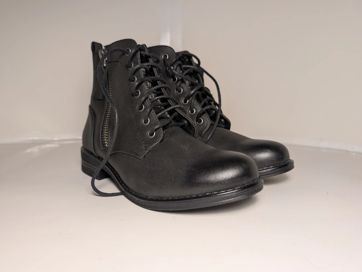 Harlow - Black Ankle Boots | Size 7