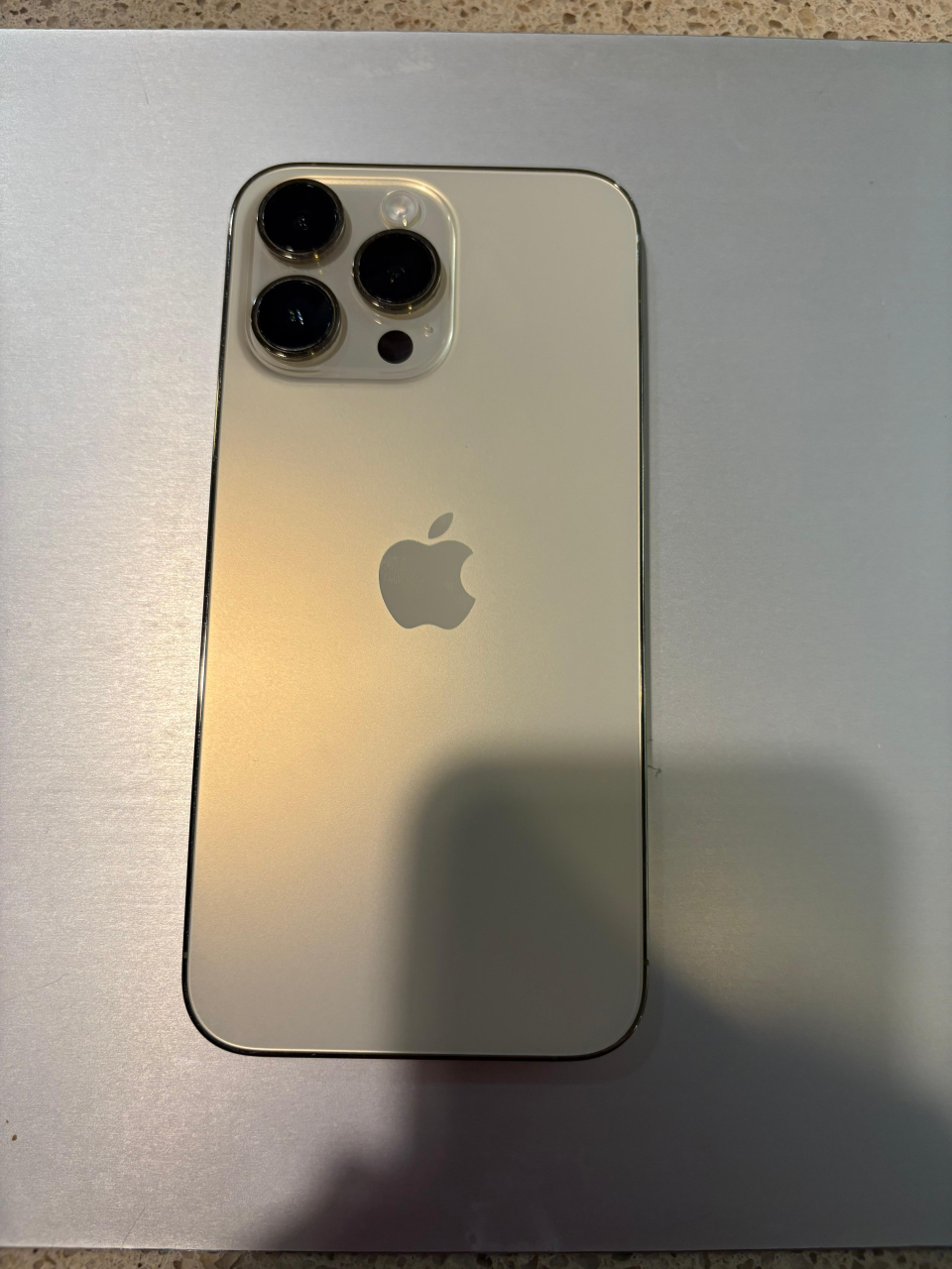 iPhone 14 Pro Max 128 GB - Gold - photo 3
