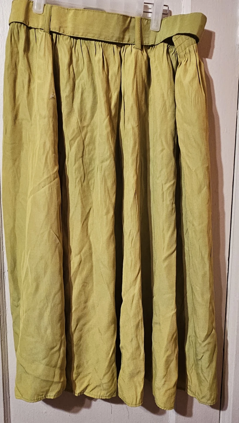 Women skirt