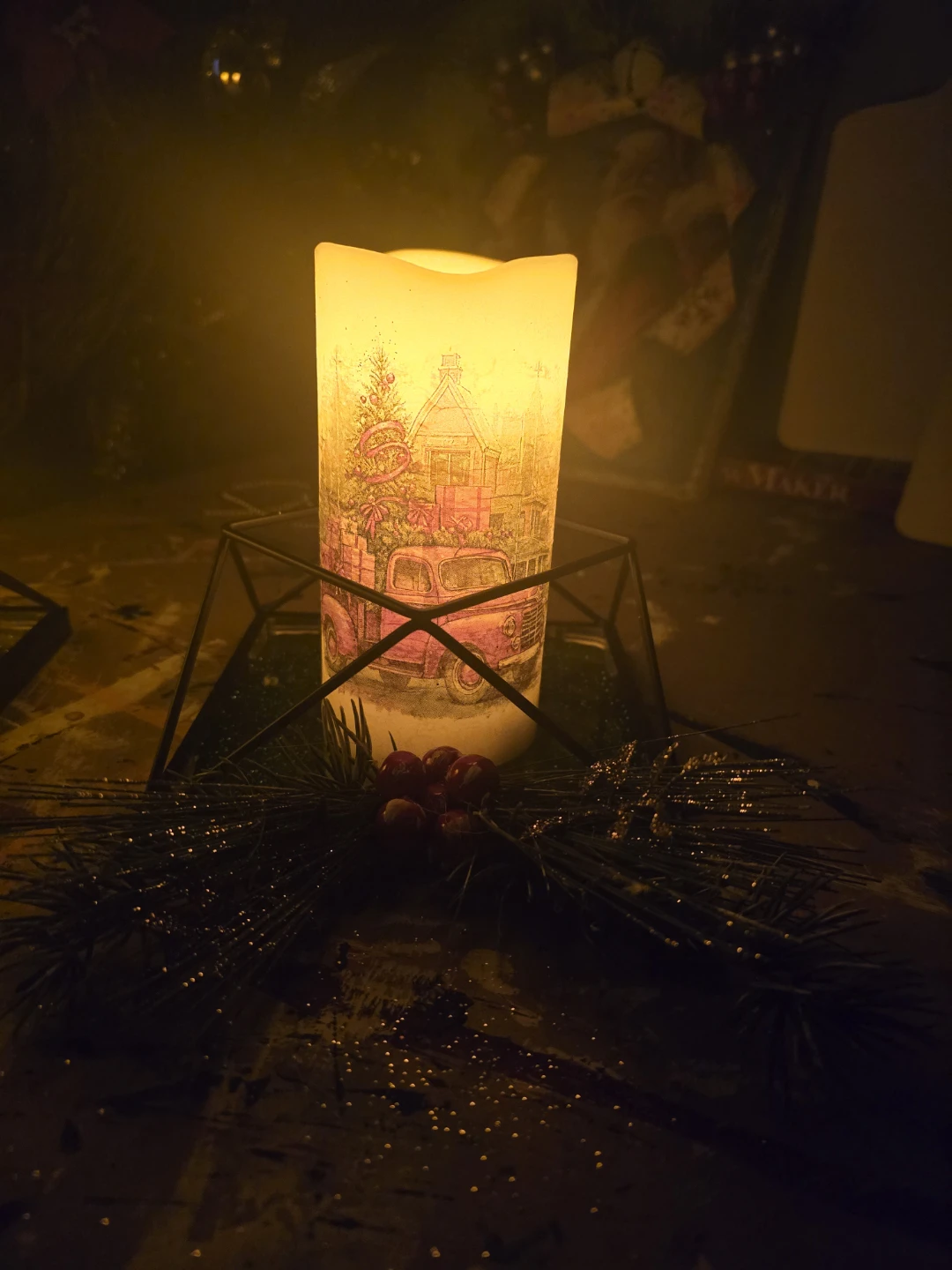 Flameless LED Christmas Candle with Decorative Holder - photo 3