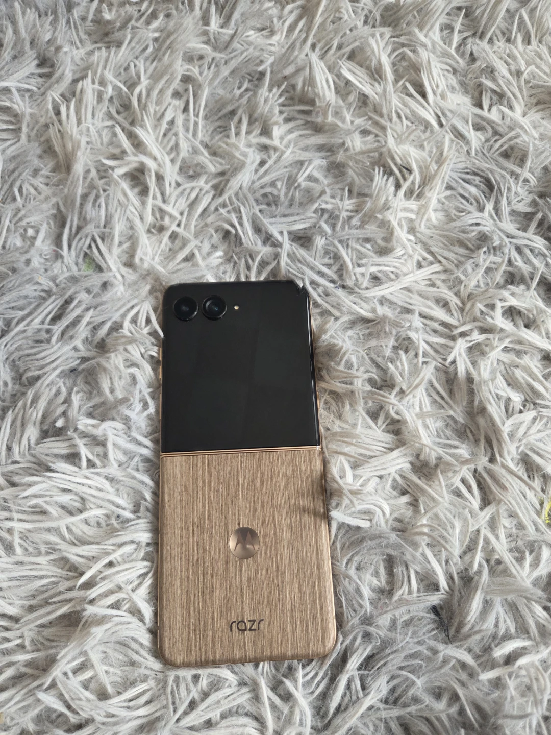 Motorola Razr Ultra Cell Phone