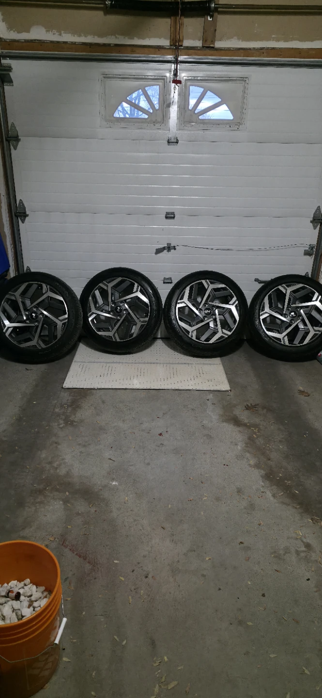 Tire and rims all season 235/45/19   5×114.3 center 67.1 mm - photo 4
