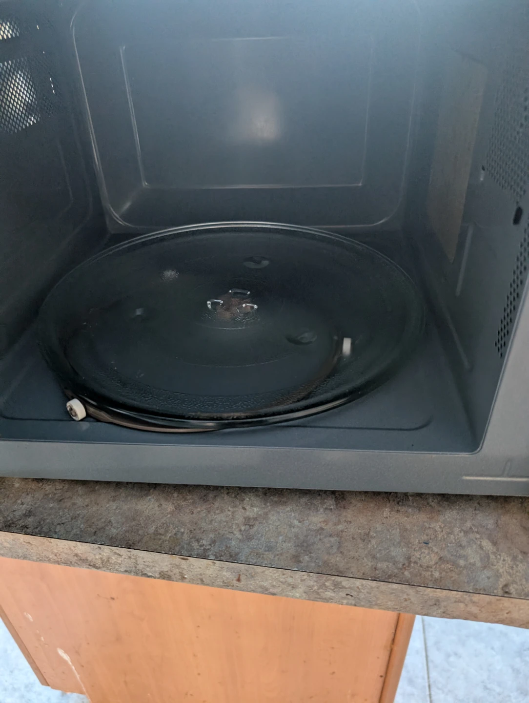 Westinghouse Microwave Oven WKMOWW3048 - photo 5