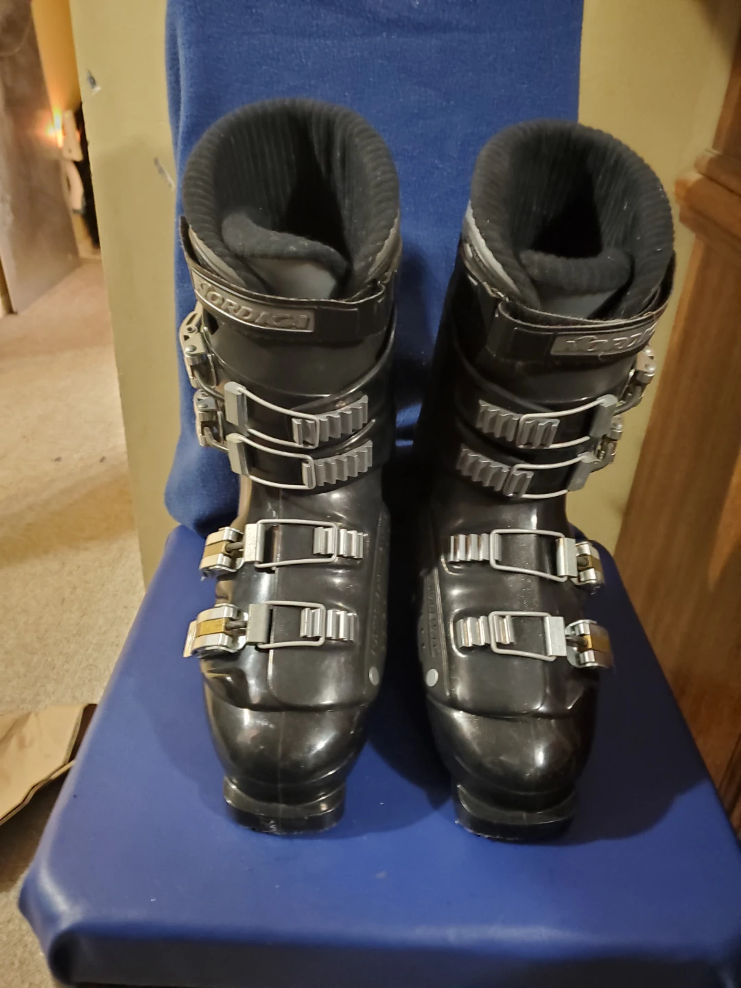 Nordica Vertech Limited Edition Ski Boots - Size 26.0 - photo 2