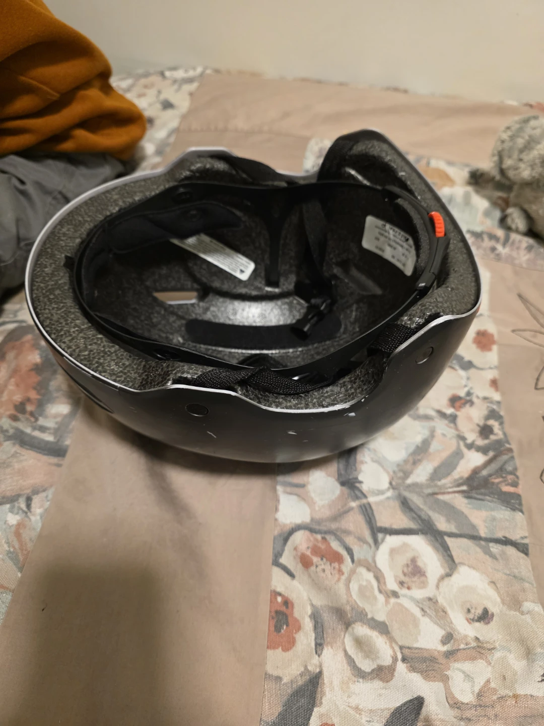 Bell Black Bike Helmet - photo 3