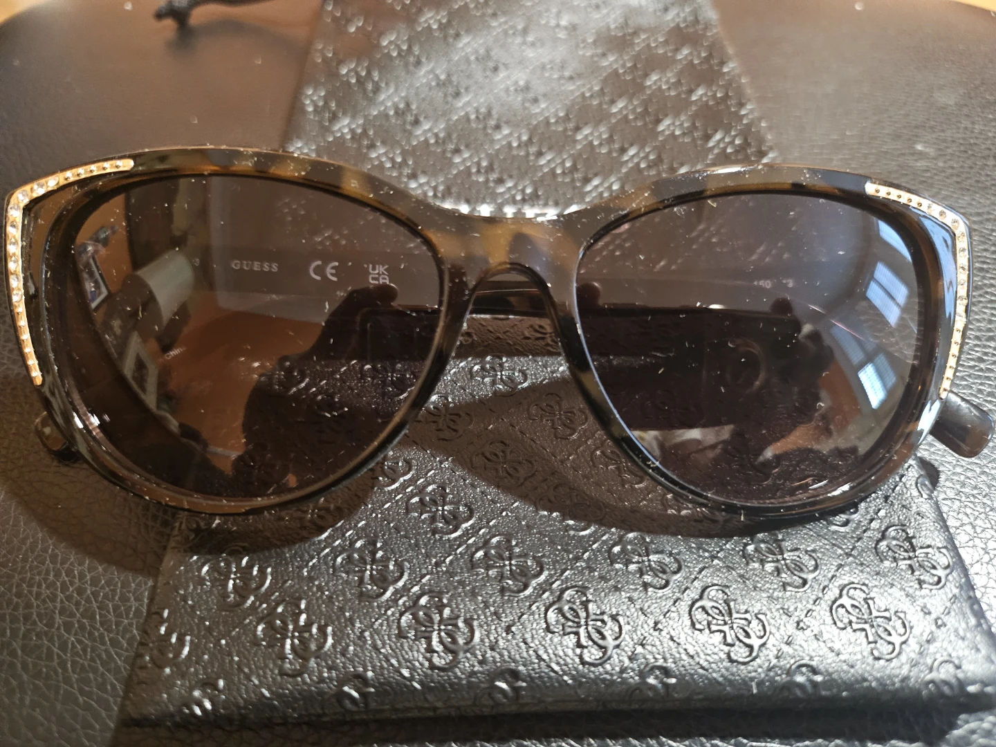 GUESS Women's Cat-Eye Sunglasses - photo 3