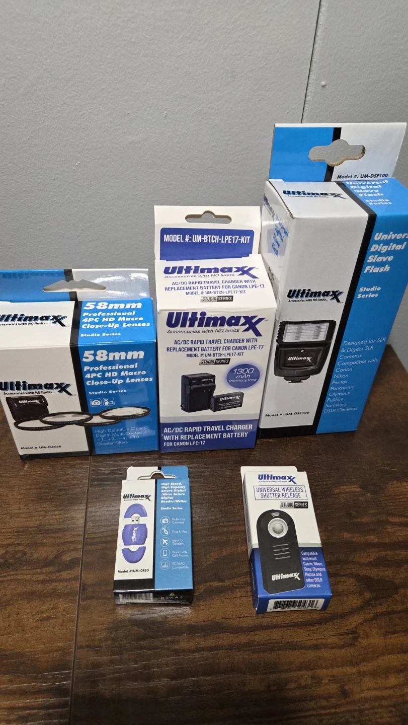 Ultimax Camera Accessories Bundle