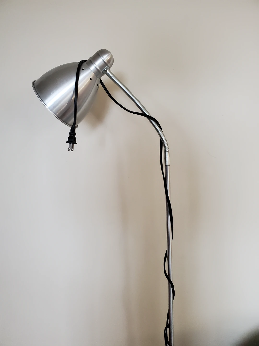 🧡 Silver Floor Lamp