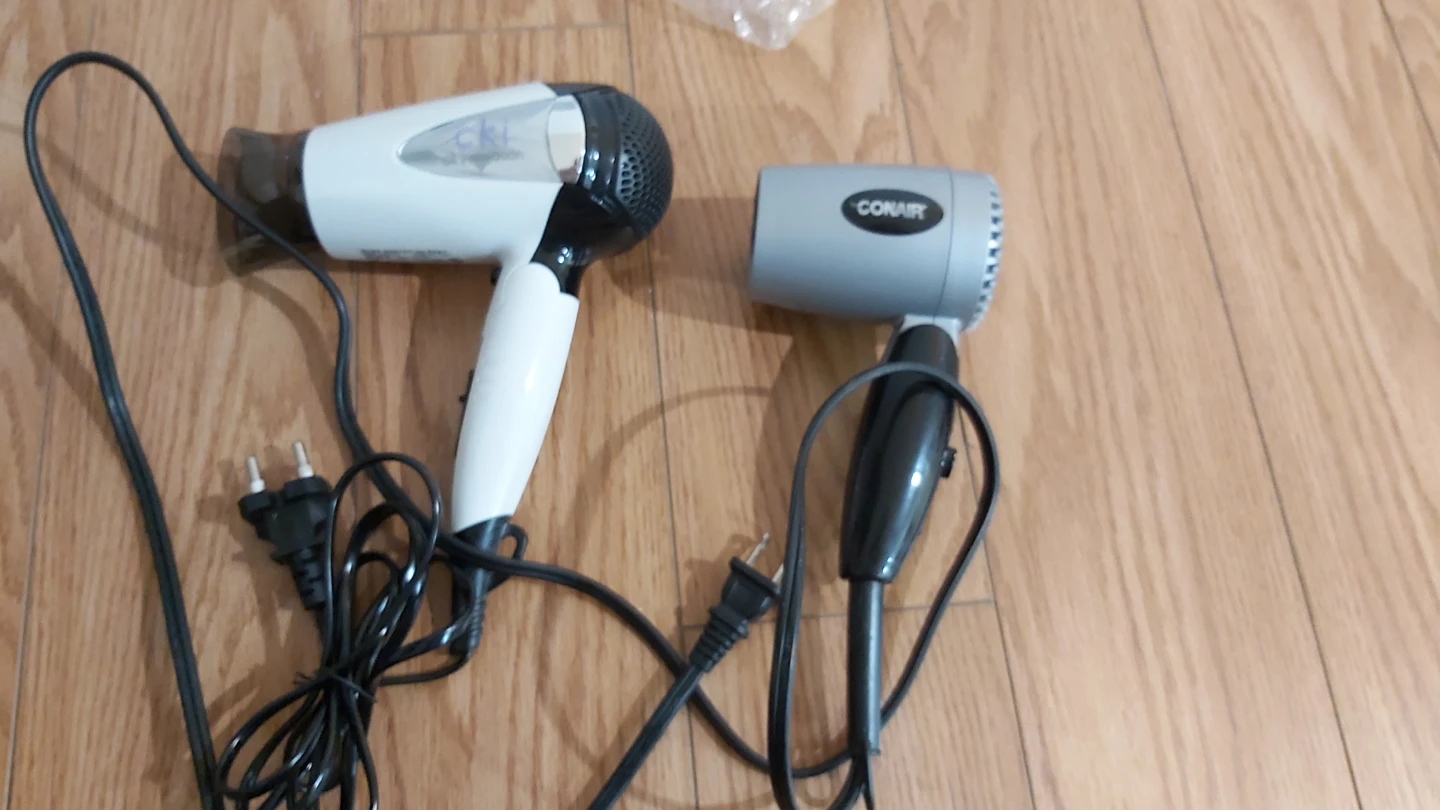 2 Hairdryers for $10 - photo 2