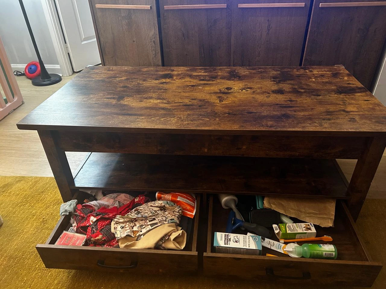 Lift Top Coffee Table w/ Hidden Storage & Drawers - photo 3