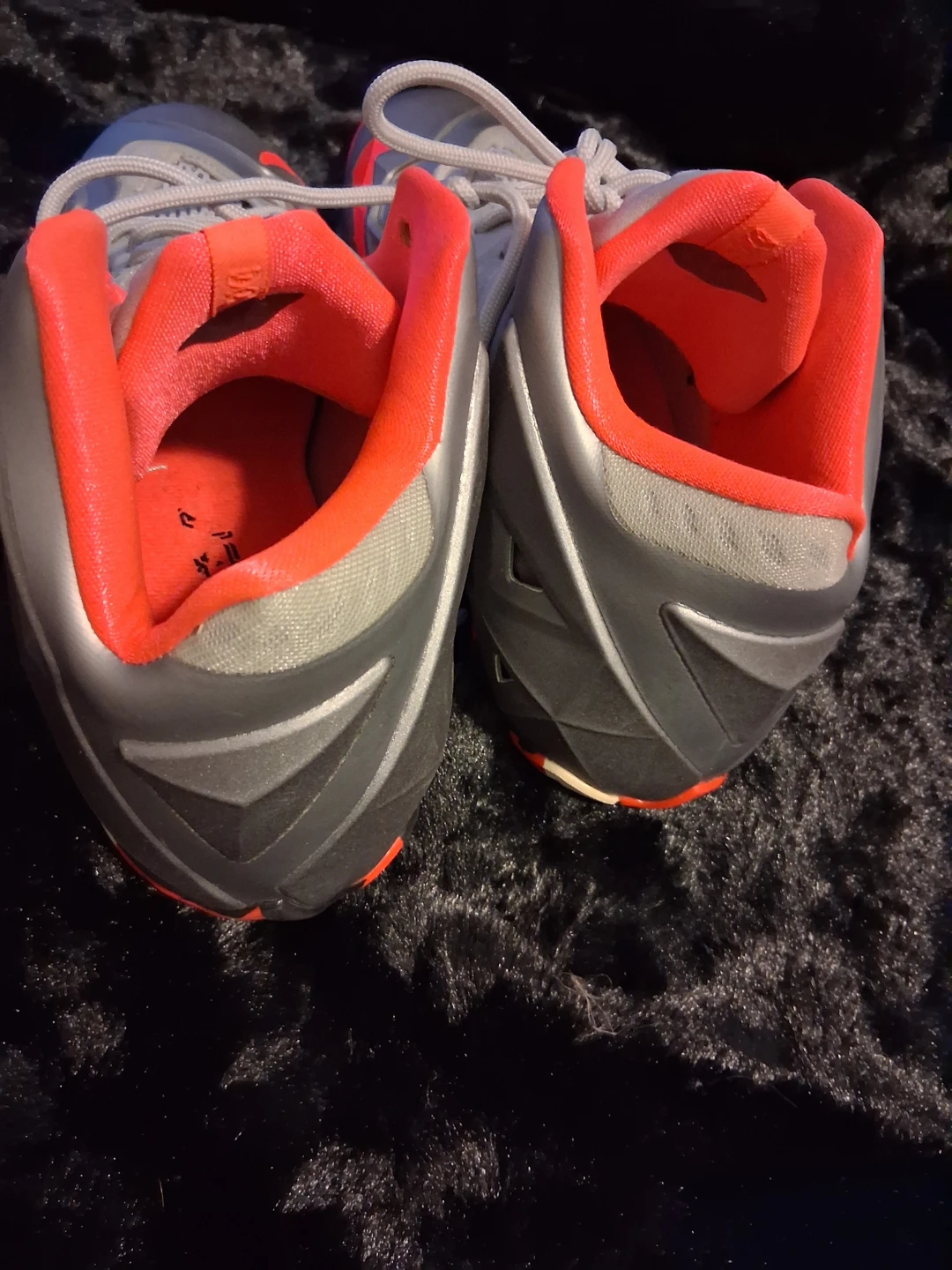 Nike LeBron 11 "Graffiti" Basketball Shoes - photo 4