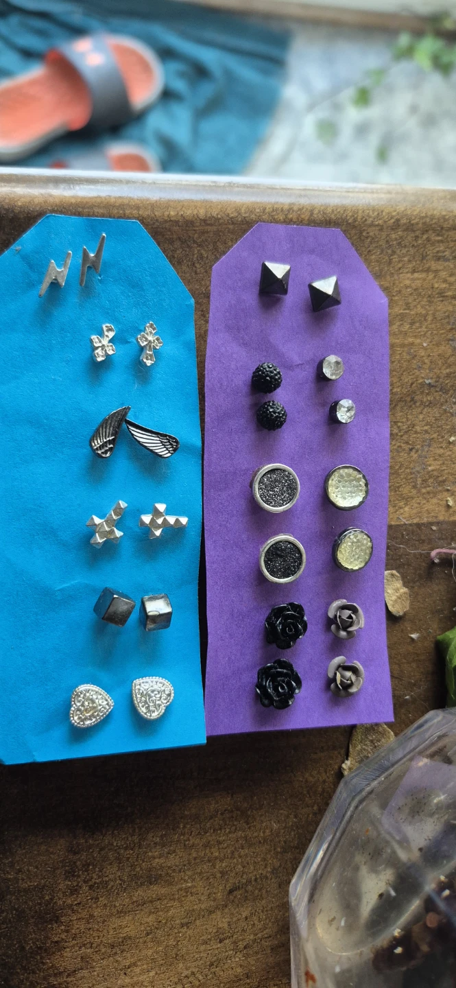 Assorted Stud Earrings Set