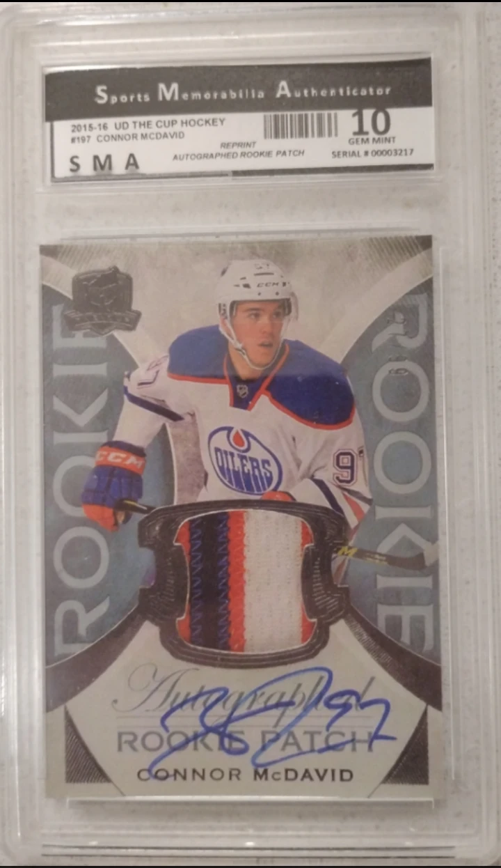 Connor McDavid Reprint Autographed Rookie Patch Card🥕