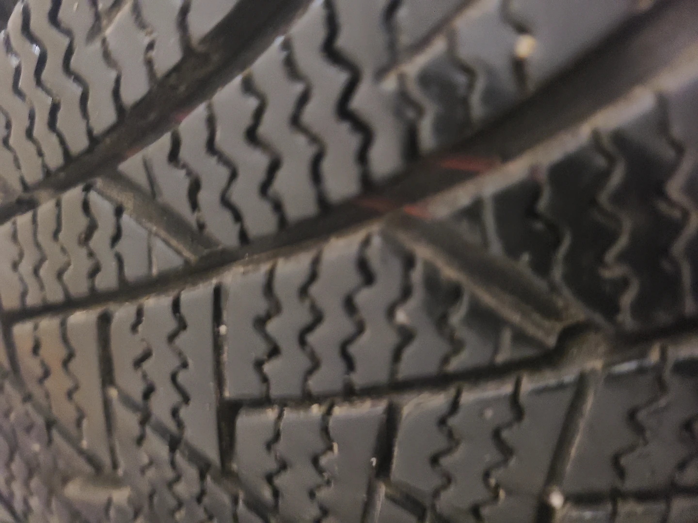 Winter Tires 20" 235 55 R20 - photo 3