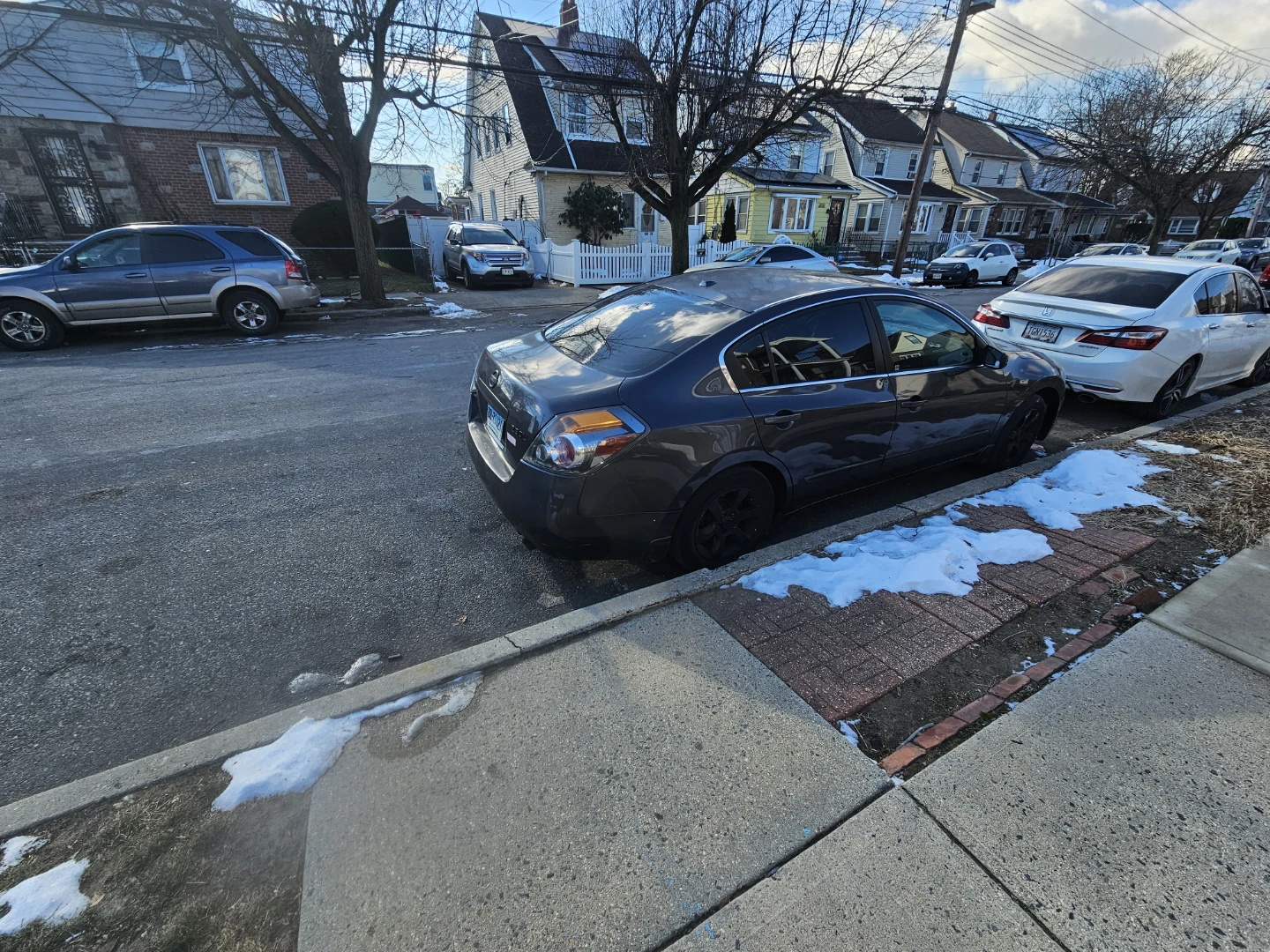 Nissan Altima Sedan - photo 3