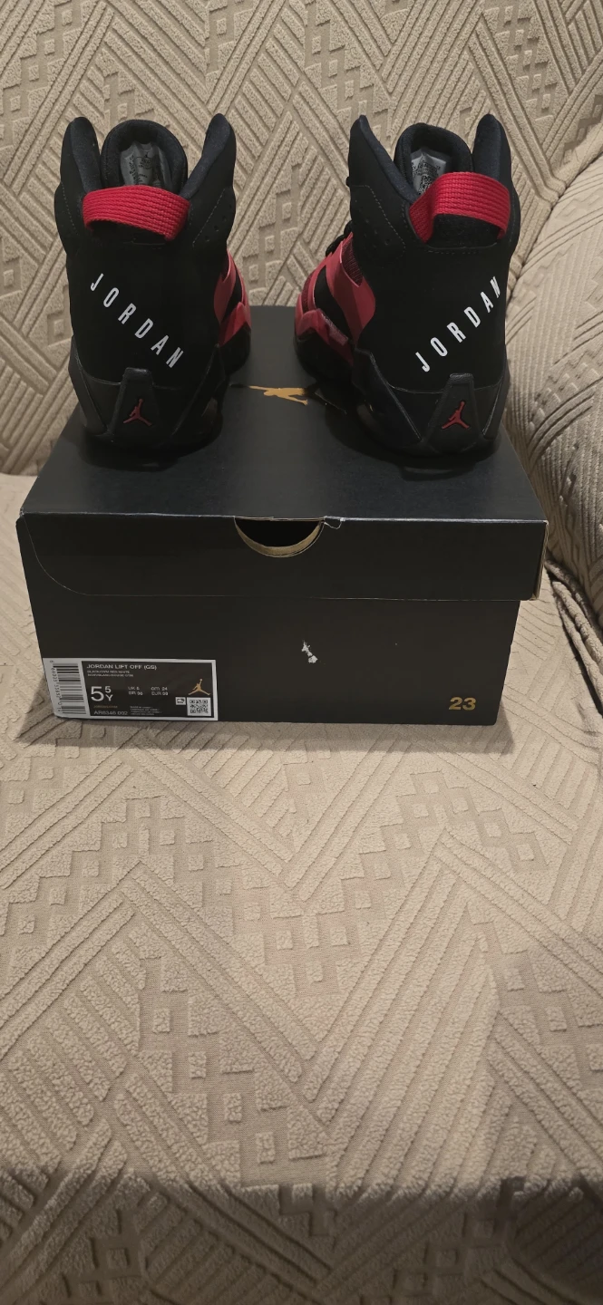 Jordan Lift Off Shoes Size 5.5 - photo 2