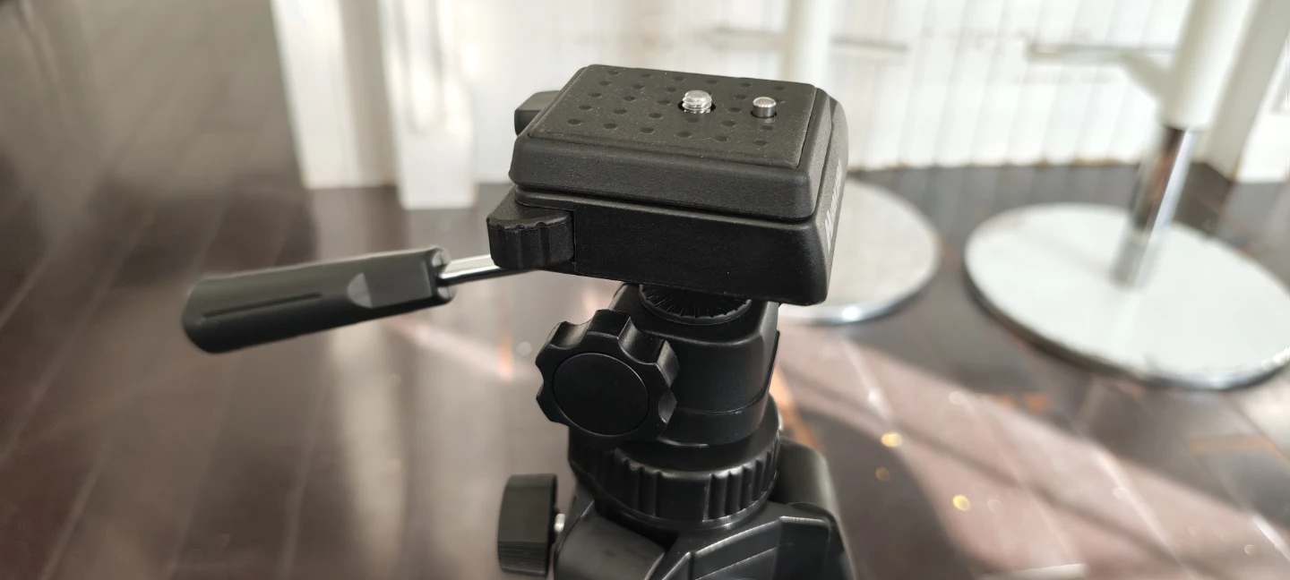Hakuba F-500 Tripod - photo 3