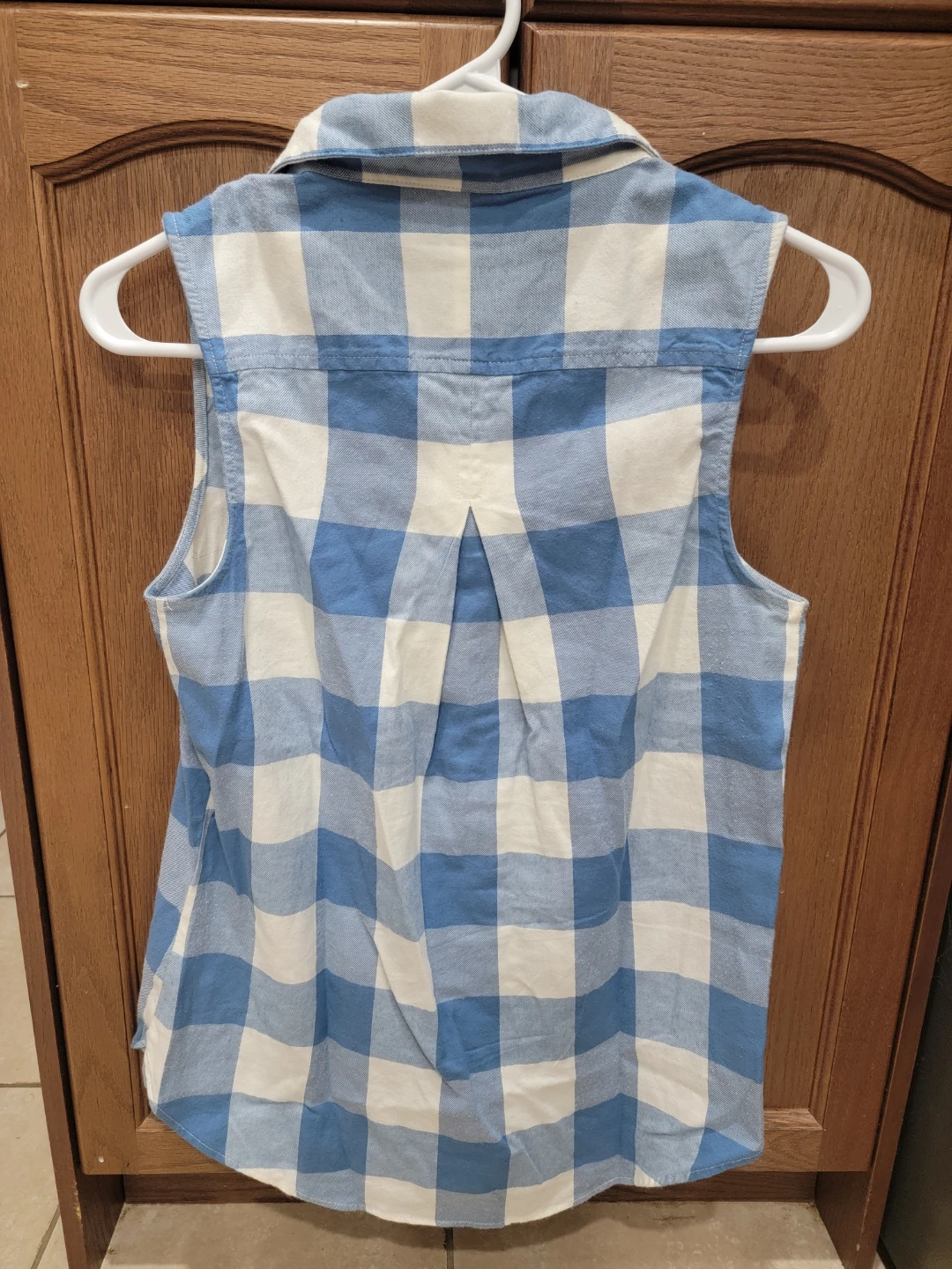 SPORTING LIFE Blue and White Plaid Sleeveless Button-Up Shirt - photo 2