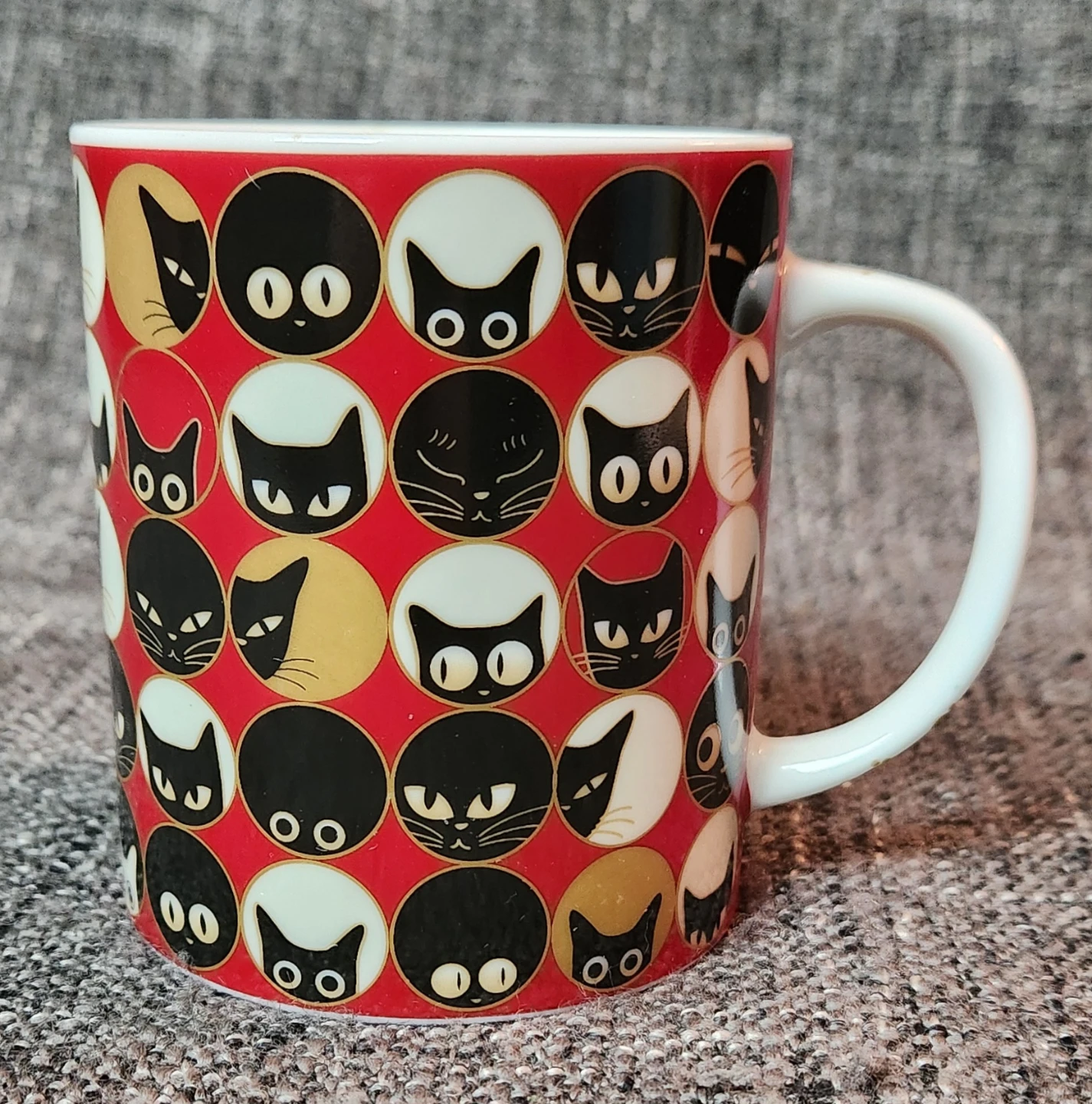 Cat Eyes 8oz Coffee Mug