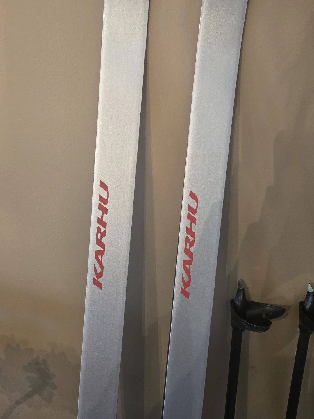 Karhu Spirit Cross Country Skis with Poles and Boots - photo 2