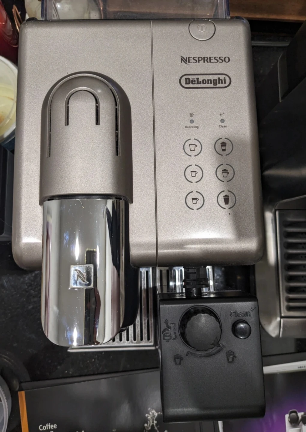 🥕 Nespresso DeLonghi Lattissima Pro