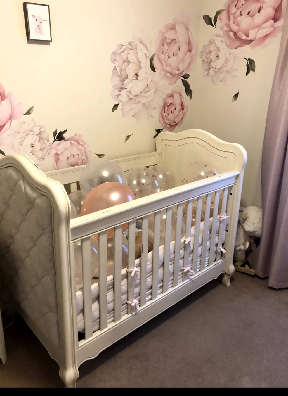 Tufted Baby Crib, Cream White
