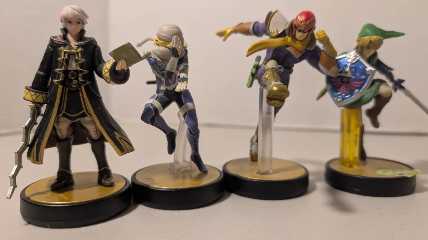 Nintendo Amiibo Figures - Robin, Sheik, Captain Falcon, Link