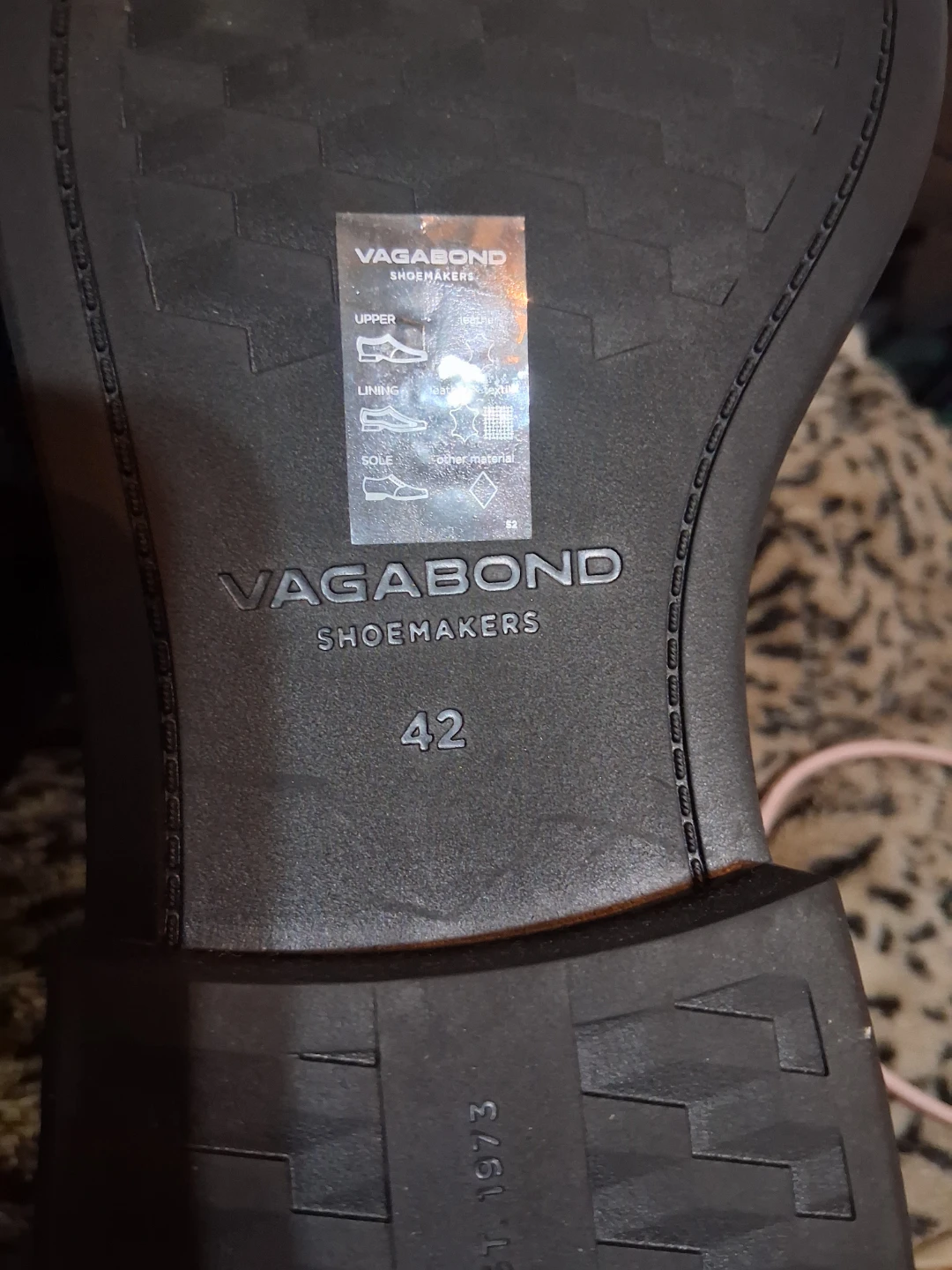 Vagabond Shoemakers Black Leather Chelsea Boots - Size 42 - photo 2