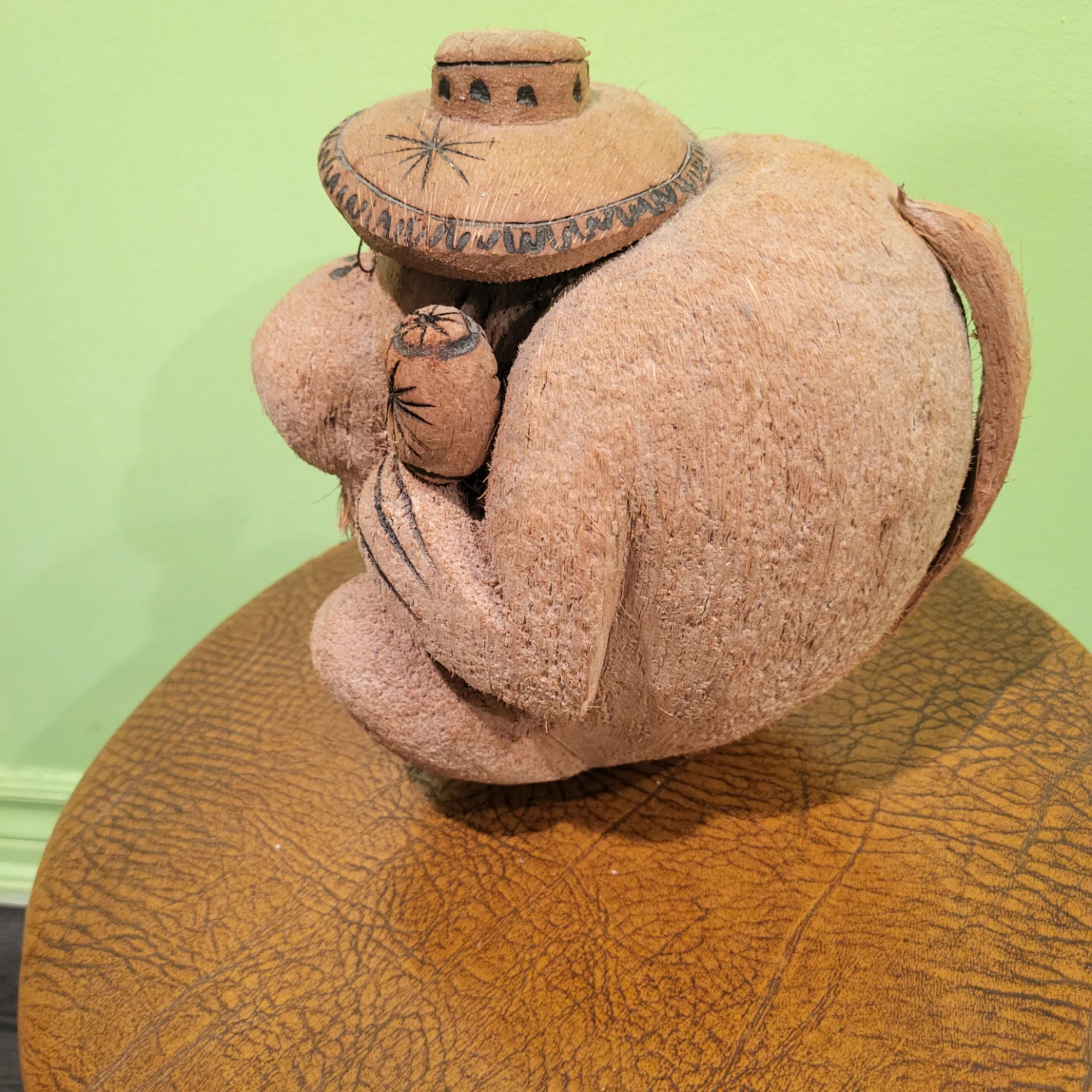 Coconut Shell Monkey Figurine with Hat - photo 2
