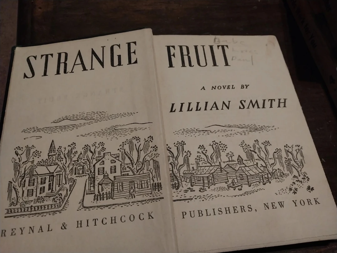 Strange Fruit by Lillian Smith - photo 2