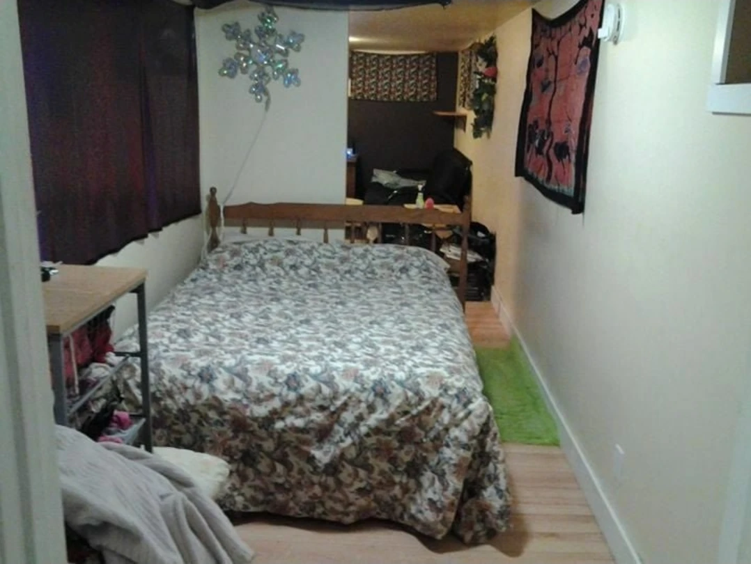 Basement Suite Rental, 1-bdrm. Professionals/Students prefered. - photo 4